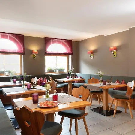 מלון Bergland Quality 4*