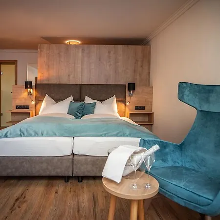 Bergland Quality Hotel 4*