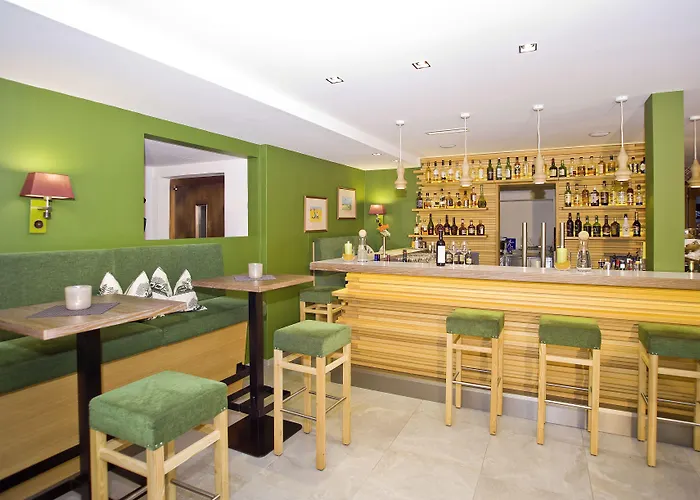 伯格兰德全包顶级酒店 4*